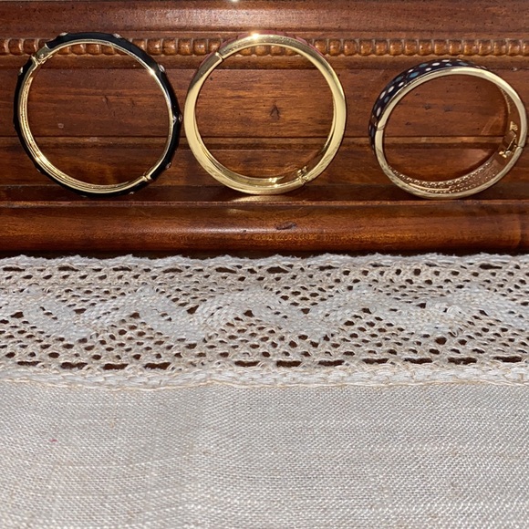 Vera Bradley Bangle Bracelet set of 3 - Picture 7 of 8